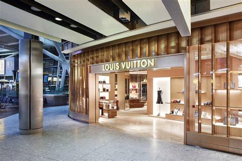 louis vuitton heathrow terminal 3 reviews|louis vuitton hotel heathrow.